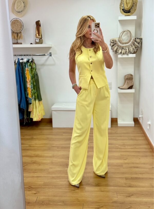 Chaleco Chloe Amarillo....AGOTADO - Imagen 2